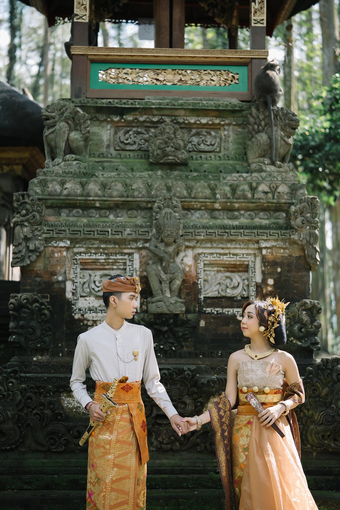 I Gusti Lanang Ary Kresnawan, S.Kom. & Ni Putu Isma Cahyanti, S.E.